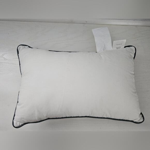 Urban Habitat accent pillow white‎ and grey polkadot rectangle pillow - Picture 3 of 5